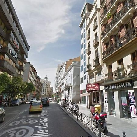 Amazinn Places Gran Via V Madrid Bagian luar foto